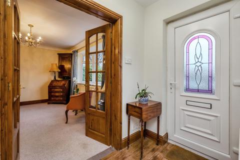 5 bedroom detached house for sale, High Road, Carlton-In-Lindrick, Worksop