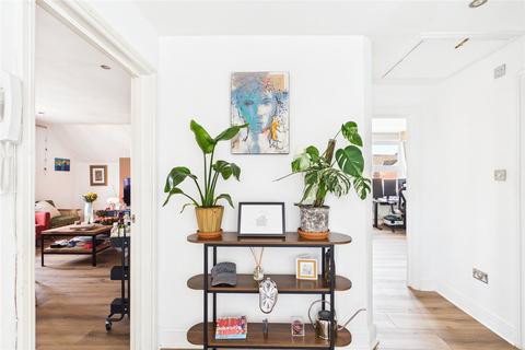 2 bedroom apartment to rent, Mitcham Lane, London, SW16