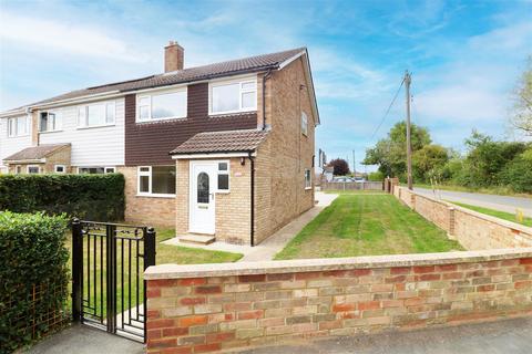 3 bedroom semi-detached house to rent, Manor Road, Hatfield Peverel, Chelmsford