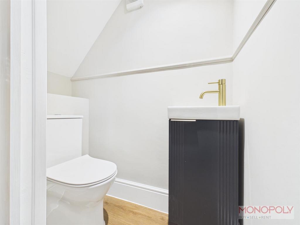 CAM01943 G0-PR0647-STILL003.jpg