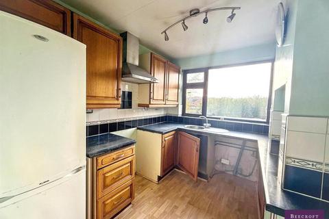 4 bedroom semi-detached house for sale, Windmill Road, Wombwell, Barnsley