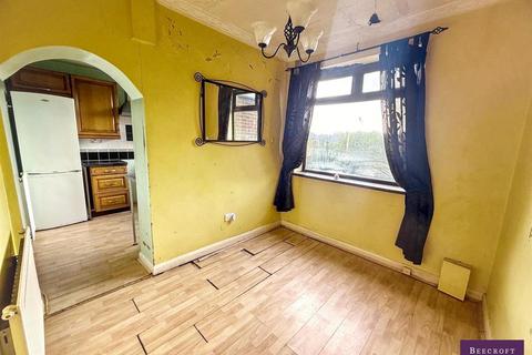 4 bedroom semi-detached house for sale, Windmill Road, Wombwell, Barnsley