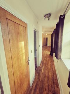 2 bedroom flat to rent, Freer Street, Walsall, WS1