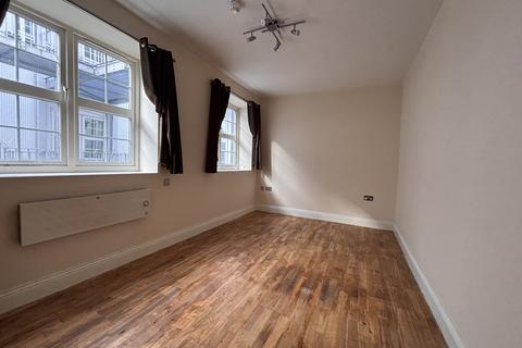 2 bedroom flat to rent, Freer Street, Walsall, WS1