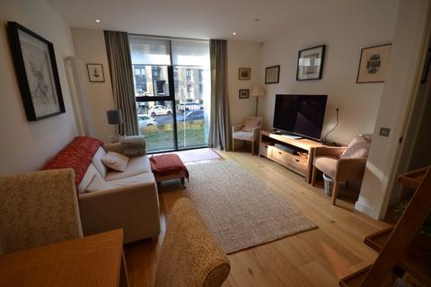1 bedroom flat to rent, Simpson Loan, Central, Edinburgh, EH3