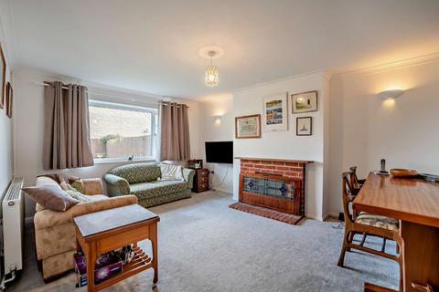 undefined, Bettertons Close, Fairford, Gloucestershire, GL7