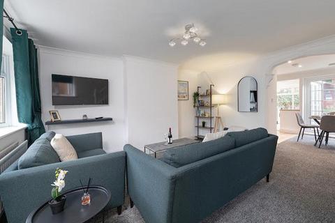 4 bedroom semi-detached house for sale, Fallsway, Carrville, Durham