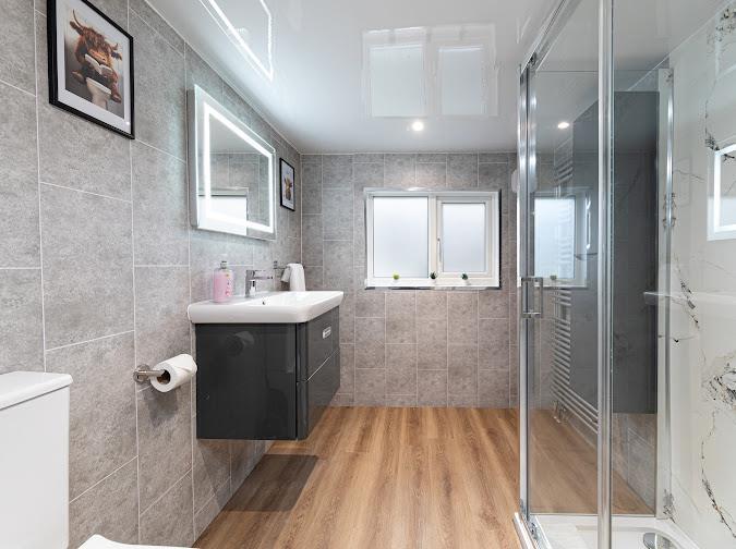 Ensuite