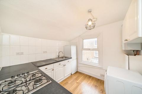 1 bedroom flat for sale, Kenwyn Road, London SW4