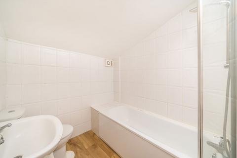 1 bedroom flat for sale, Kenwyn Road, London SW4