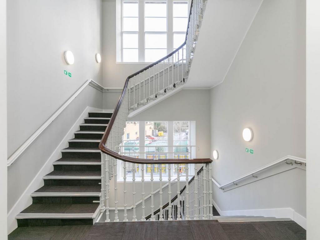 33-Stair D