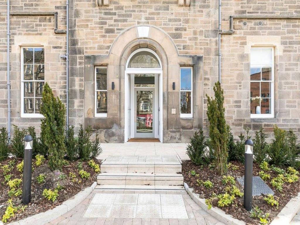 04-Front Entrance