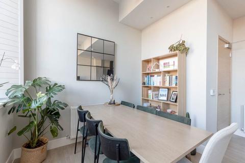 1 bedroom flat to rent, Gorgie Road, Springwell House, Gorgie