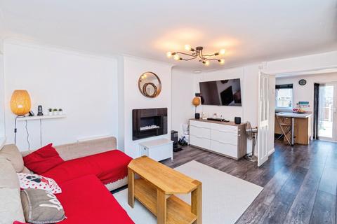 3 bedroom end of terrace house for sale, Petworth Gardens, SOUTHAMPTON, Hampshire, SO16