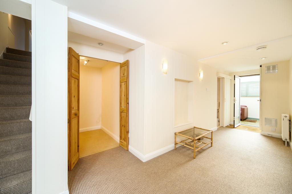 Entrance Hall.jpg