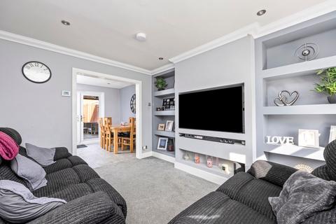 3 bedroom terraced house for sale, The Hollow, Crawley RH11