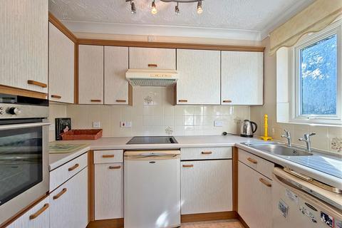 undefined, Penn Road, Pendene Court, WV4