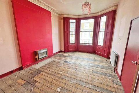 1 bedroom flat for sale, Tavistock Road, London