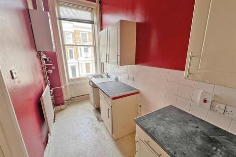 1 bedroom flat for sale, Tavistock Road, London