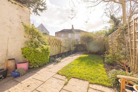 2 bedroom terraced house for sale, Grove Park Terrace, Fishponds