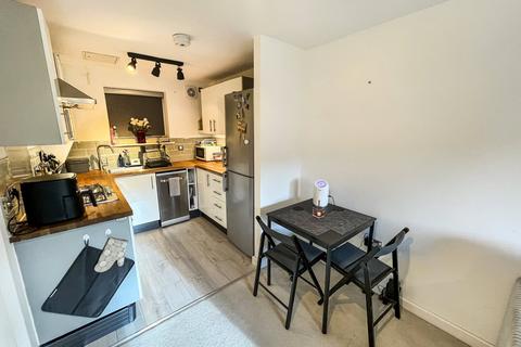 1 bedroom flat to rent, Sandhills Avenue, Leicester LE5