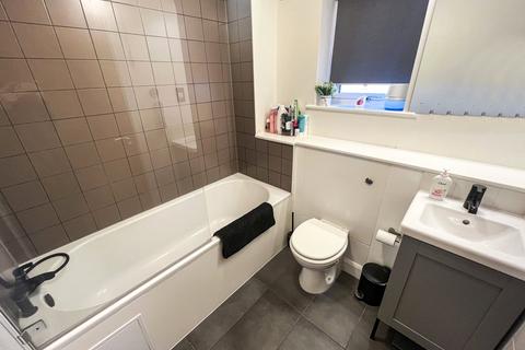 1 bedroom flat to rent, Sandhills Avenue, Leicester LE5