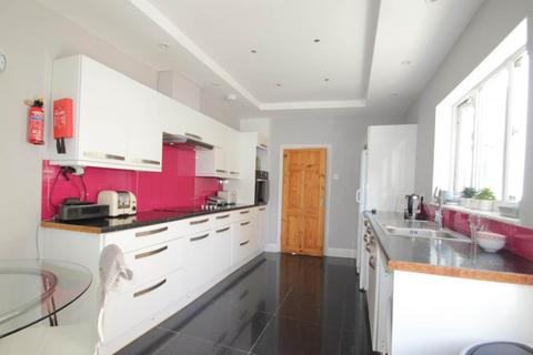 3 bedroom semi-detached house for sale, Park Terrace, Westcliff On Sea