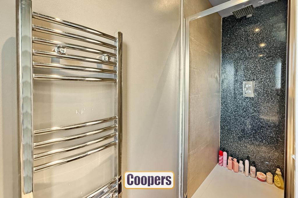 Ensuite Shower Room