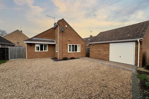 3 bedroom bungalow to rent, South Street, Hockwold