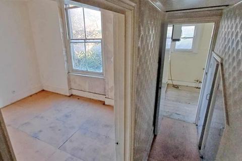 1 bedroom flat for sale, Gunterstone Road, London