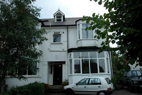 Sunny Gardens Road, Hendon, London, NW4