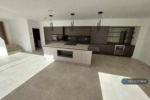 undefined, Manor Court, Derby, DE73