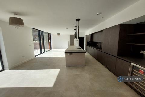 undefined, Manor Court, Derby, DE73