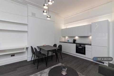 2 bedroom flat to rent, Comeragh Road, London, W14