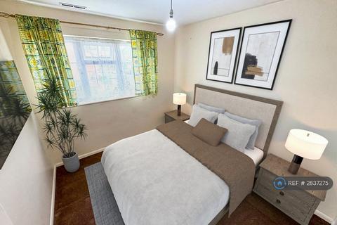 undefined, Rayners Close, Colnbrook, Slough, SL3