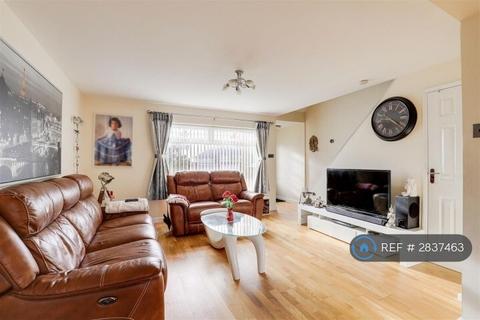 4 bedroom semi-detached house to rent, Brisbane Drive, Stapleford, Nottingham, NG9