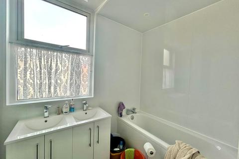 4 bedroom semi-detached house for sale, Woodchurch Lane, Birkenhead, Merseyside, CH42