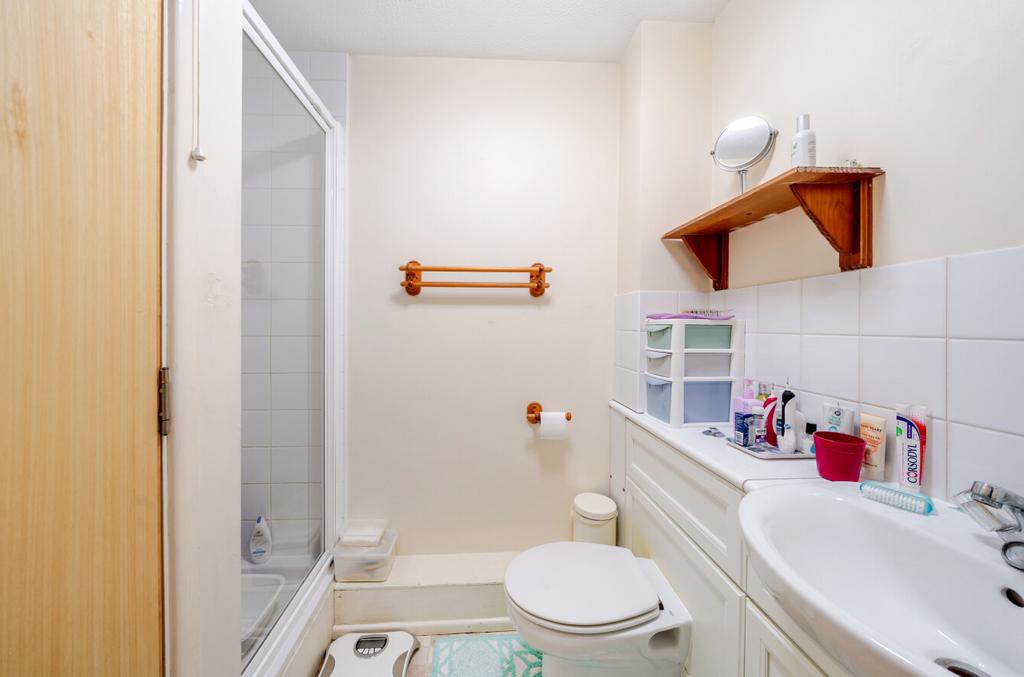 1429823-3-69b7ec1...