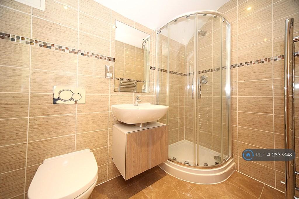 Ensuite Bathroom