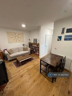 1 bedroom flat to rent, Windus Mews, London, N16