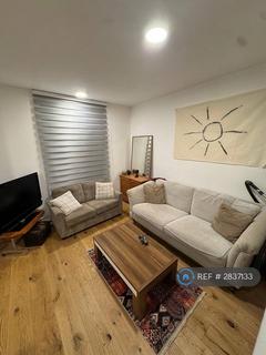 1 bedroom flat to rent, Windus Mews, London, N16