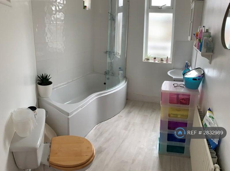 Bathroom 1st Floor