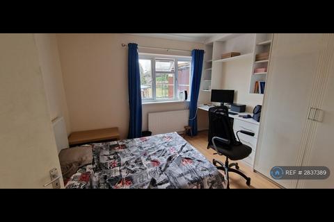 undefined, London, London, UB6