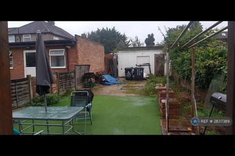 undefined, London, London, UB6