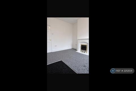 2 bedroom terraced house to rent, Meadowhall Road, Rotherham, S61