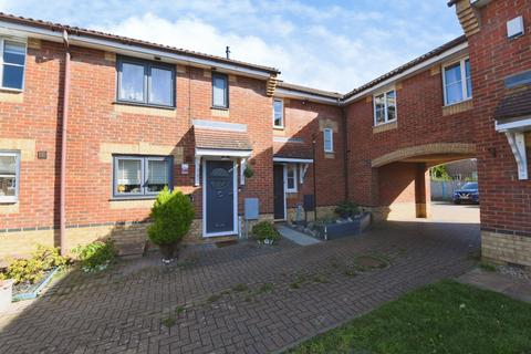 3 bedroom terraced house for sale, Warren Drive, BASILDON, Essex, SS14