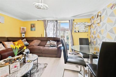 3 bedroom terraced house for sale, Warren Drive, BASILDON, Essex, SS14