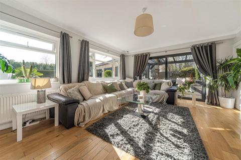 5 bedroom detached house for sale, 5 Bed detached house & annexe /studio, Hampton Dene Road