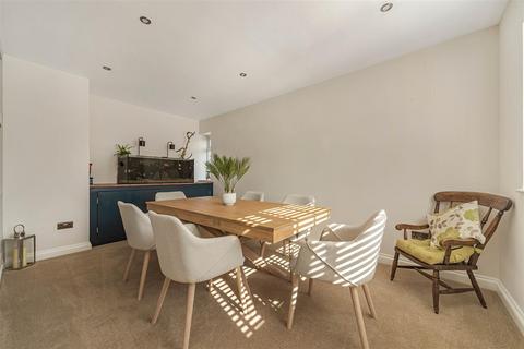 5 bedroom detached house for sale, 5 Bed detached house & annexe /studio, Hampton Dene Road