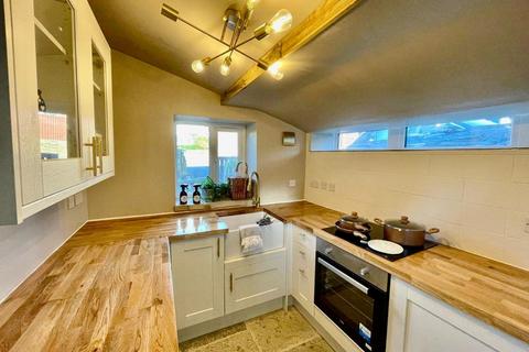 1 bedroom house for sale, Cinderhills Road, Holmfirth, West Yorkshire, HD9